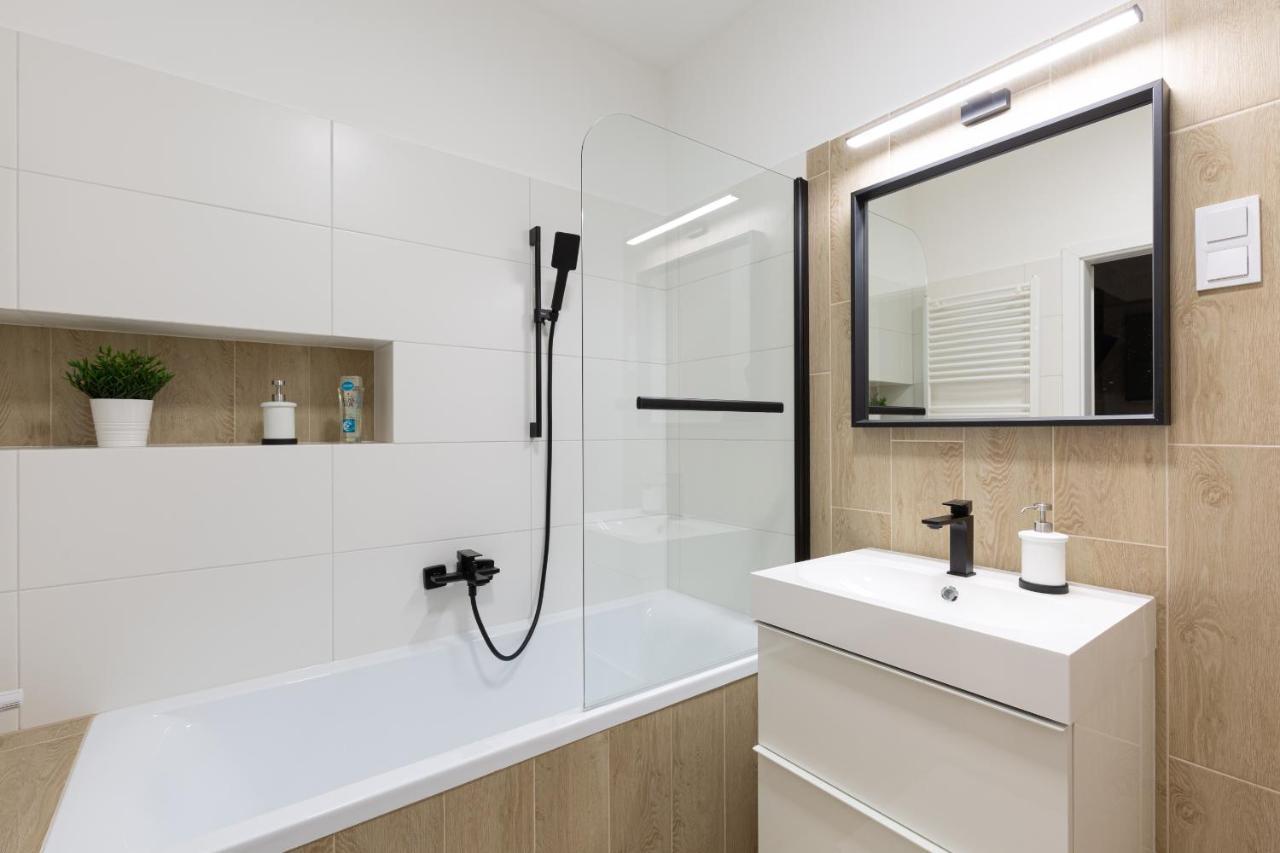 Second Home Apartment Βουδαπέστη Εξωτερικό φωτογραφία